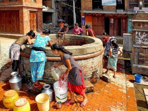 Why are Villagers in North Bihar Abandoning Handpumps for Dugwells?